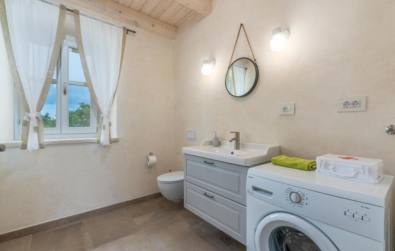 Villa-Osmium Smoljanci Esterno foto