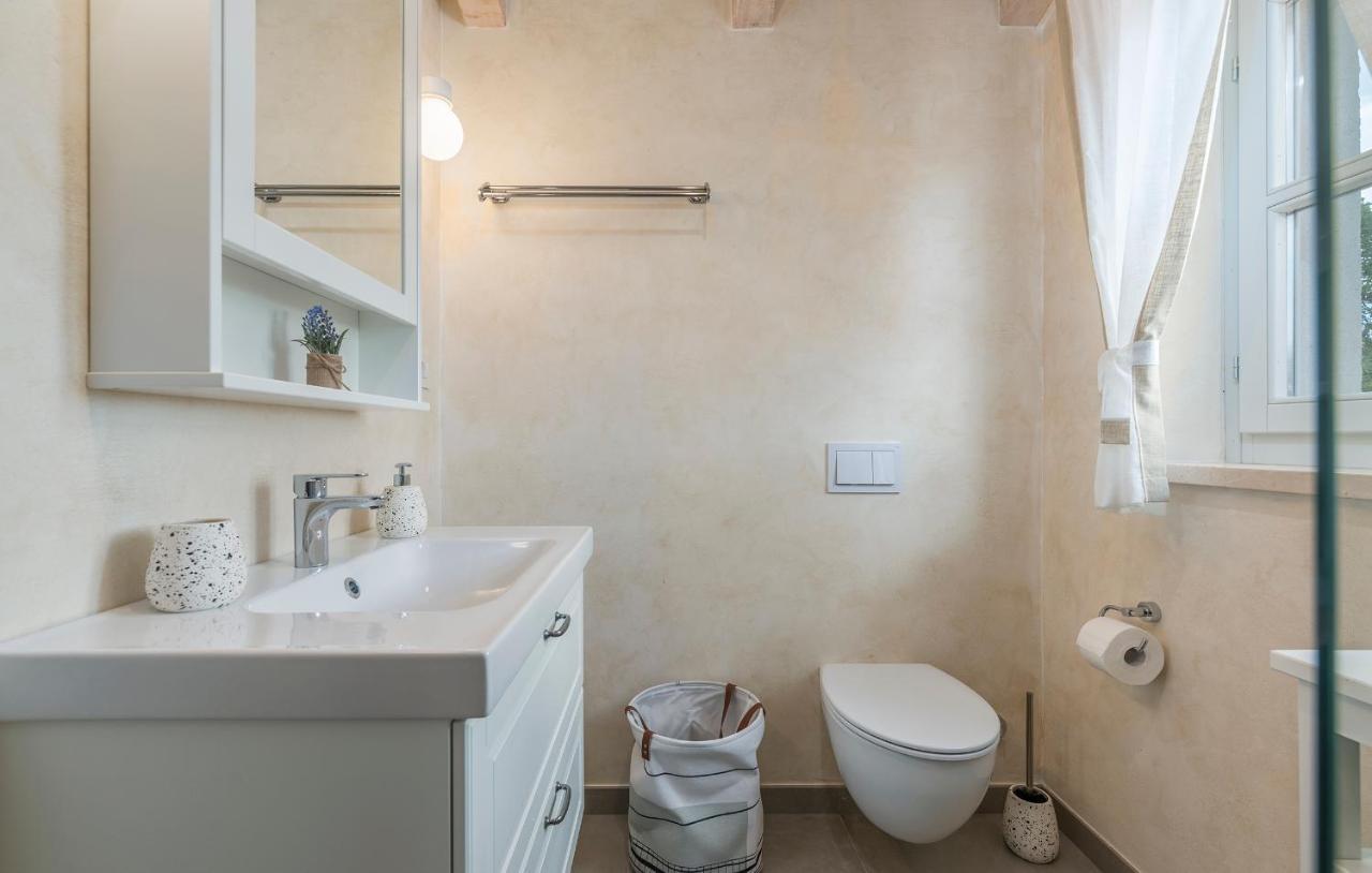 Villa-Osmium Smoljanci Esterno foto