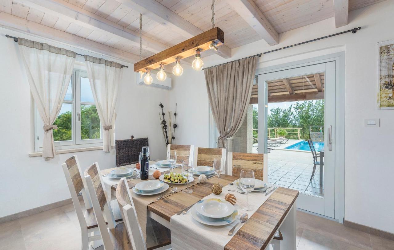Villa-Osmium Smoljanci Esterno foto