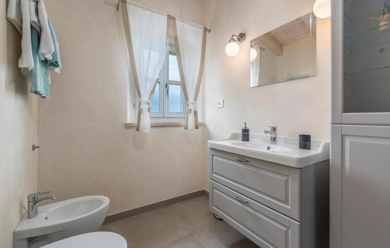 Villa-Osmium Smoljanci Esterno foto